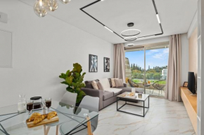 Aurum Residence by Nomads